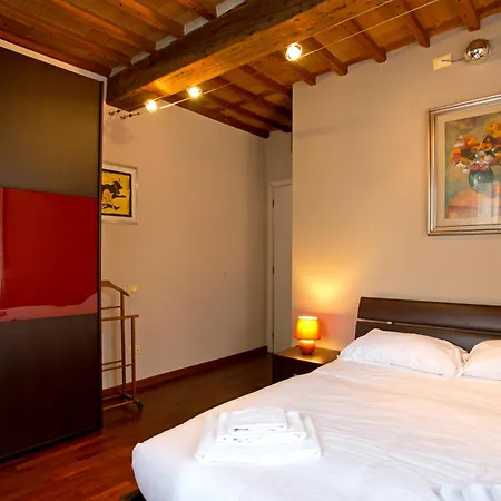 Casa Del Sensale * Lucca